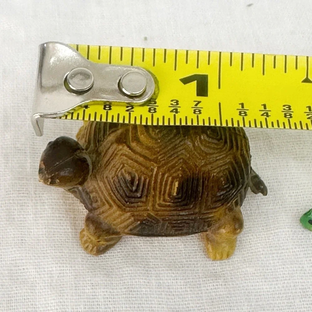 Lot Of 2 Vintage Plastic Figurine Chotchke Turtle Hong Kong‎ Miniature Rubber